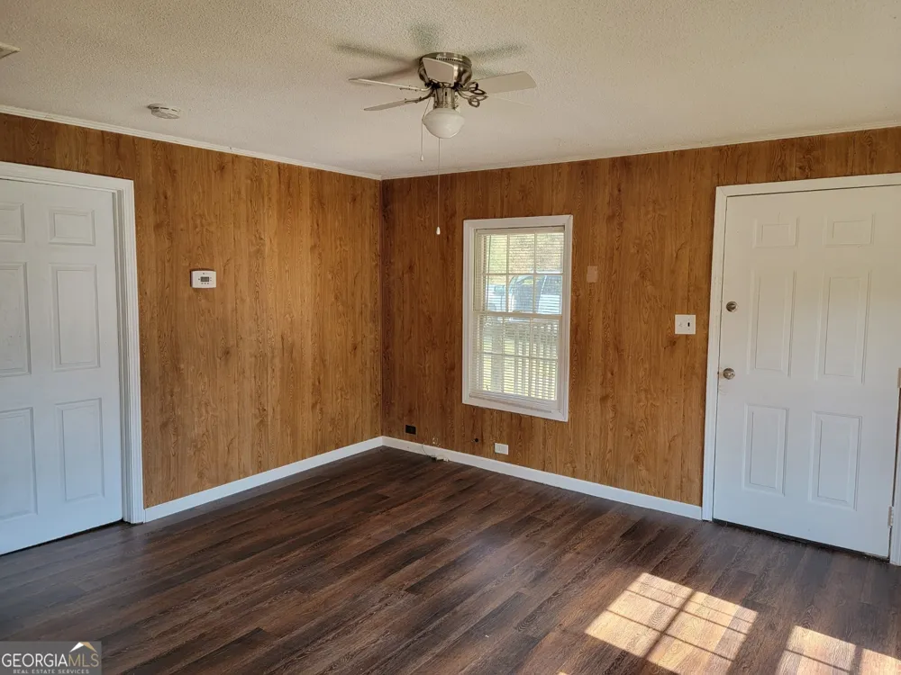 15 Evergreen DR Summerville, GA 30747