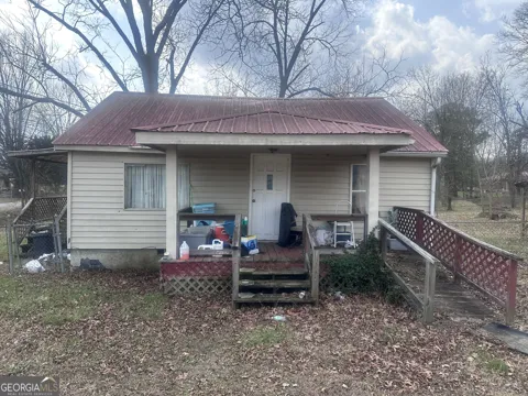 132 Edgewood ST