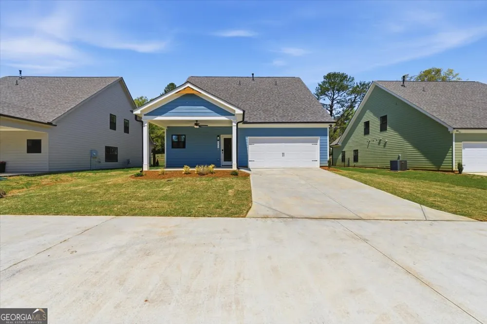 141 Old Alabama RD Emerson, GA 30137