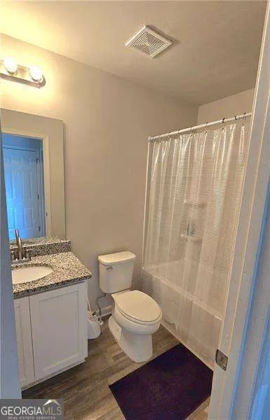 25 Oxford LN Kingston, GA 30145