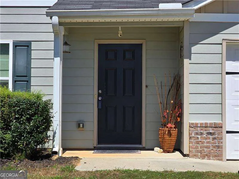 25 Oxford LN Kingston, GA 30145