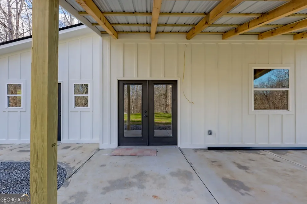 472 Hogsed DR Hayesville, NC 28904
