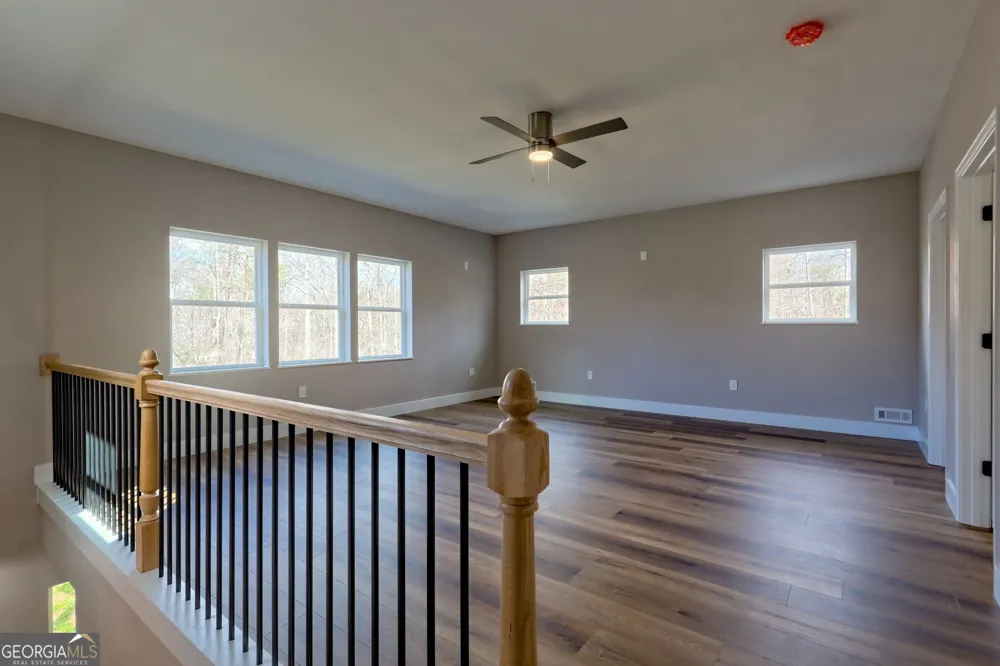 472 Hogsed DR Hayesville, NC 28904