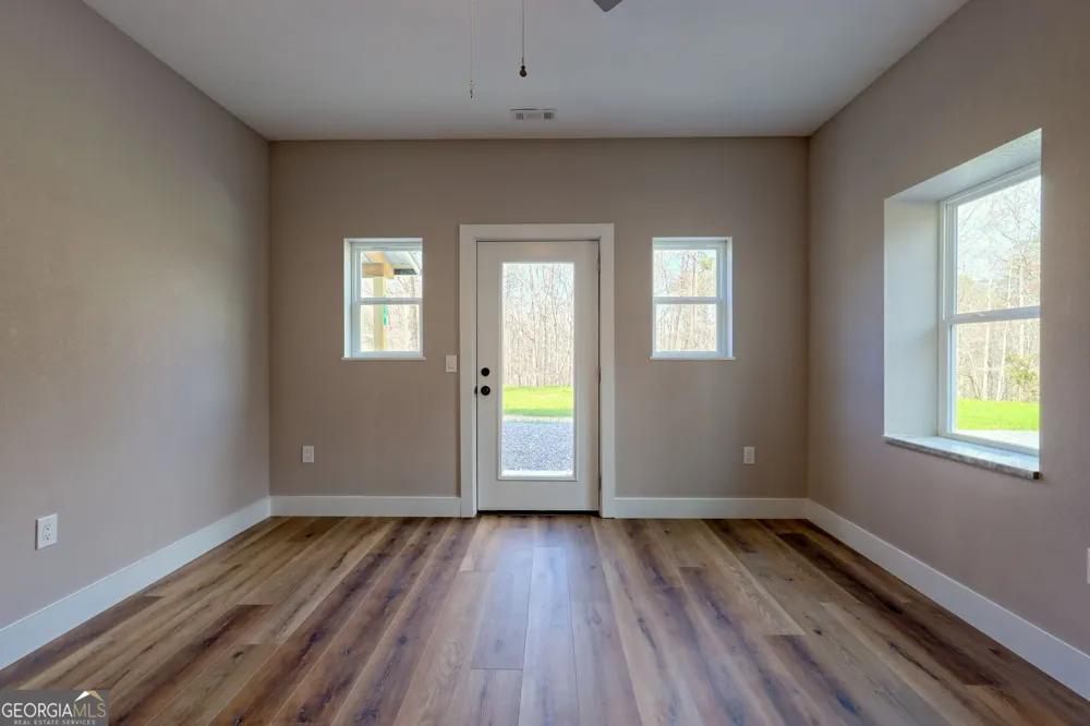 472 Hogsed DR Hayesville, NC 28904