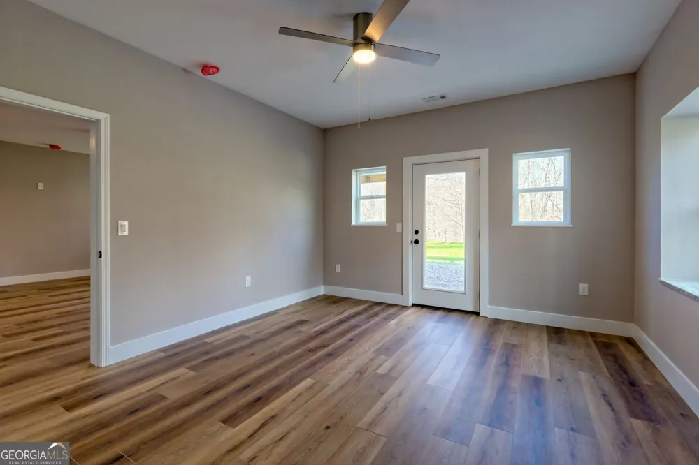 472 Hogsed DR Hayesville, NC 28904