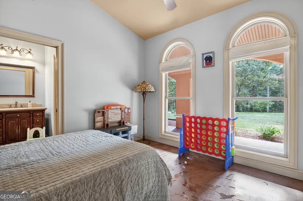 1583 Hickory Flat RD Gillsville, GA 30543