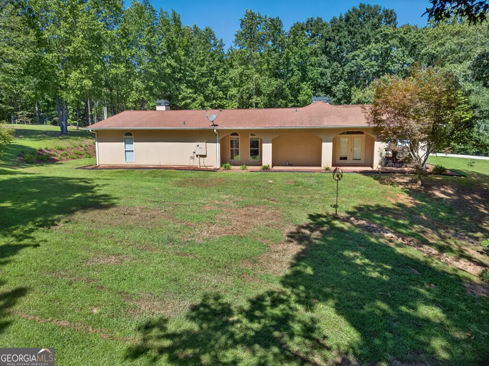 1583 Hickory Flat RD Gillsville, GA 30543