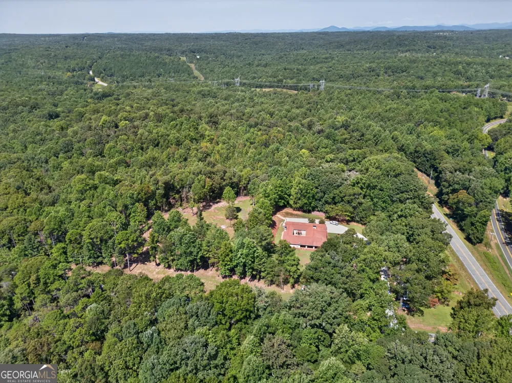 1583 Hickory Flat RD Gillsville, GA 30543