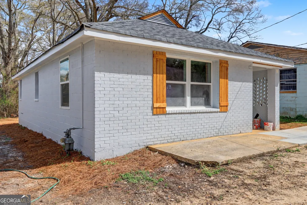 7 Jackson ST Barnesville, GA 30204