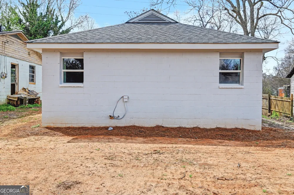 7 Jackson ST Barnesville, GA 30204