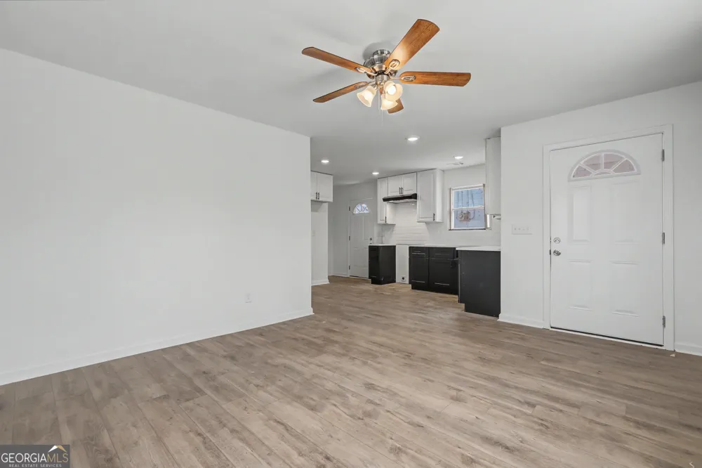 7 Jackson ST Barnesville, GA 30204