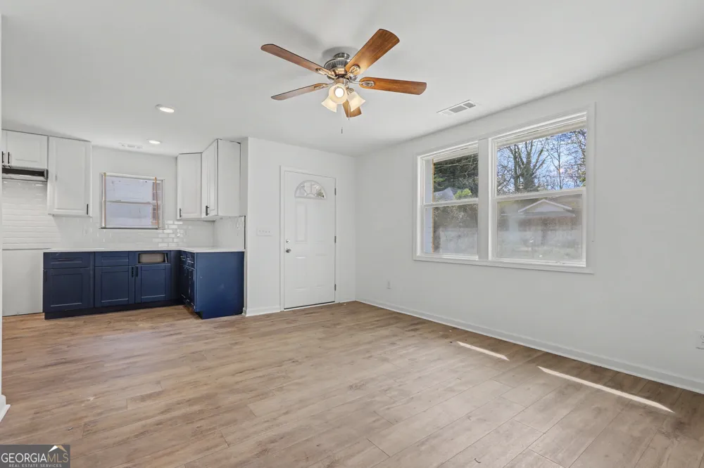 7 Jackson ST Barnesville, GA 30204