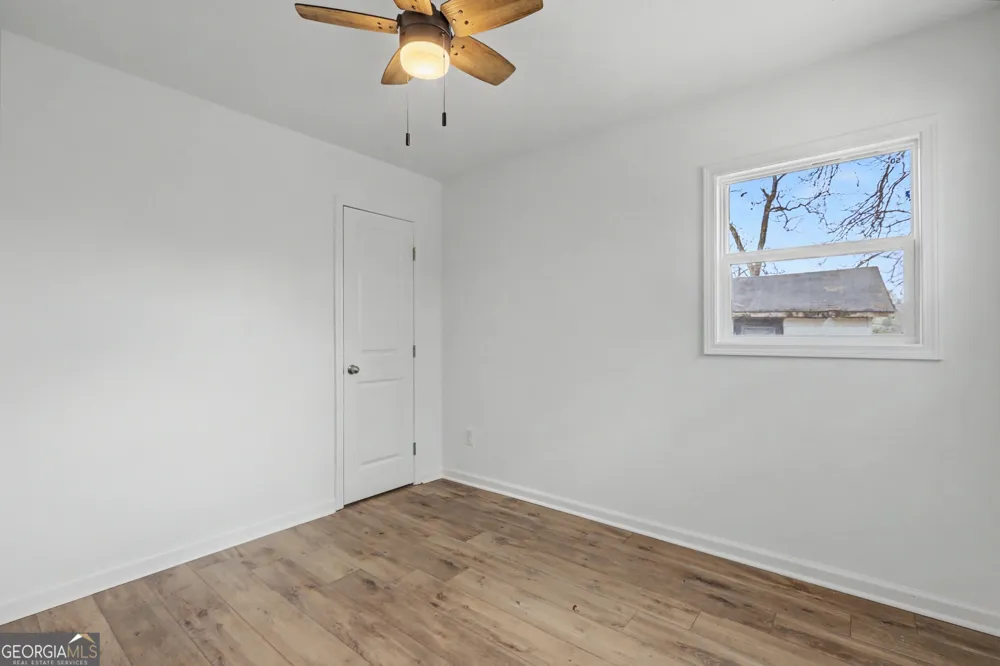 7 Jackson ST Barnesville, GA 30204