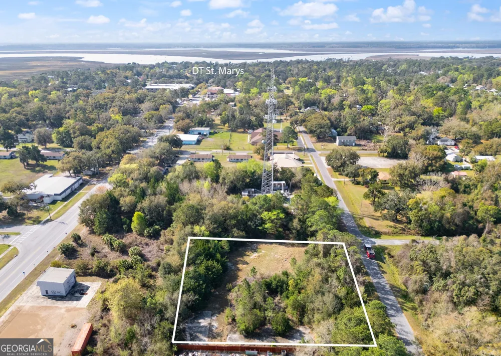 1008 Wheeler ST St. Marys, GA 31558
