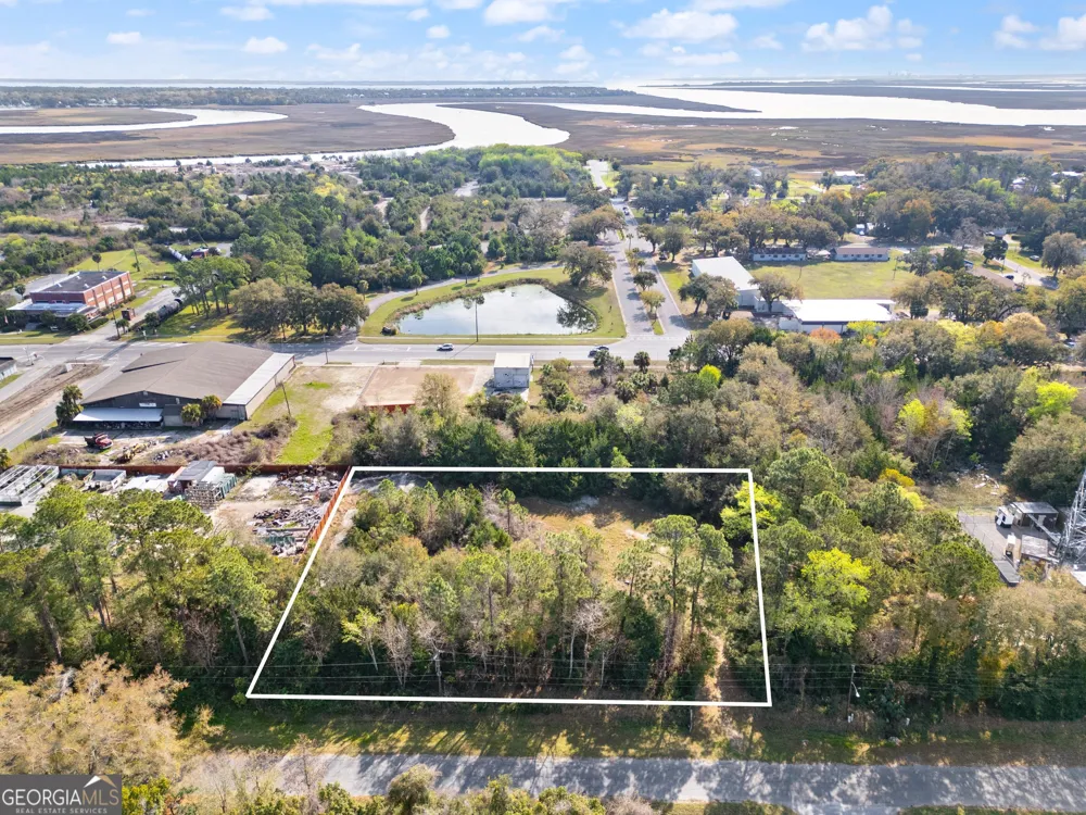 1008 Wheeler ST St. Marys, GA 31558