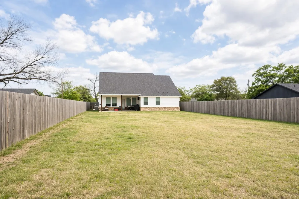 310 W Tate Street Robinson, TX 76706