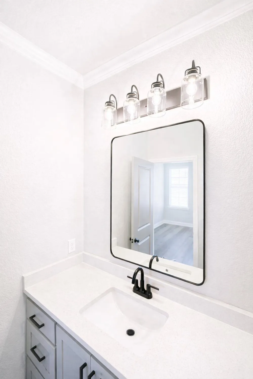 224 Fox Run Lane Robinson, TX 76706