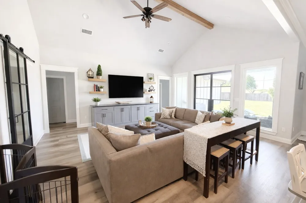 224 Fox Run Lane Robinson, TX 76706