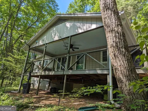 546 Happy Hollow CIR