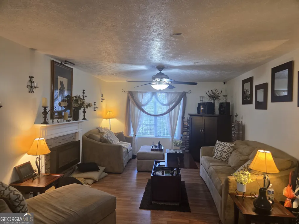 5303 Par Four WAY Lithonia, GA 30038