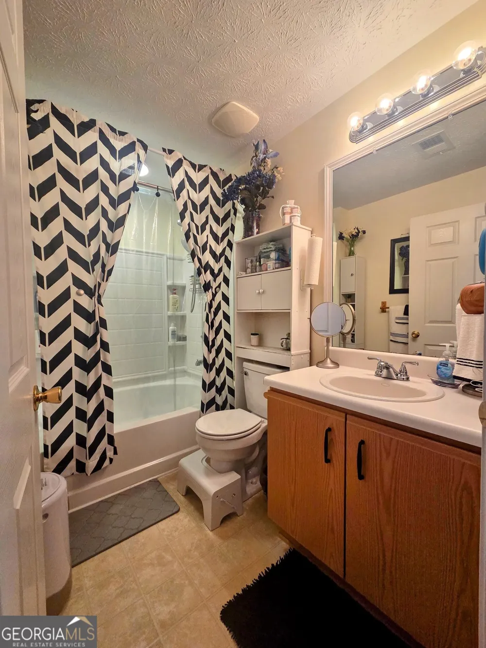 5303 Par Four WAY Lithonia, GA 30038