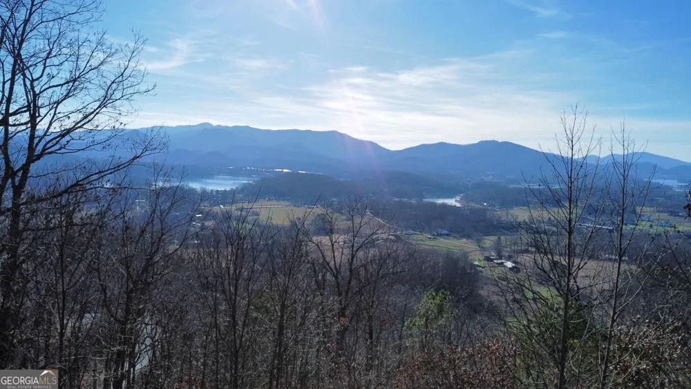 54 Carlin RD Hiawassee, GA 30546
