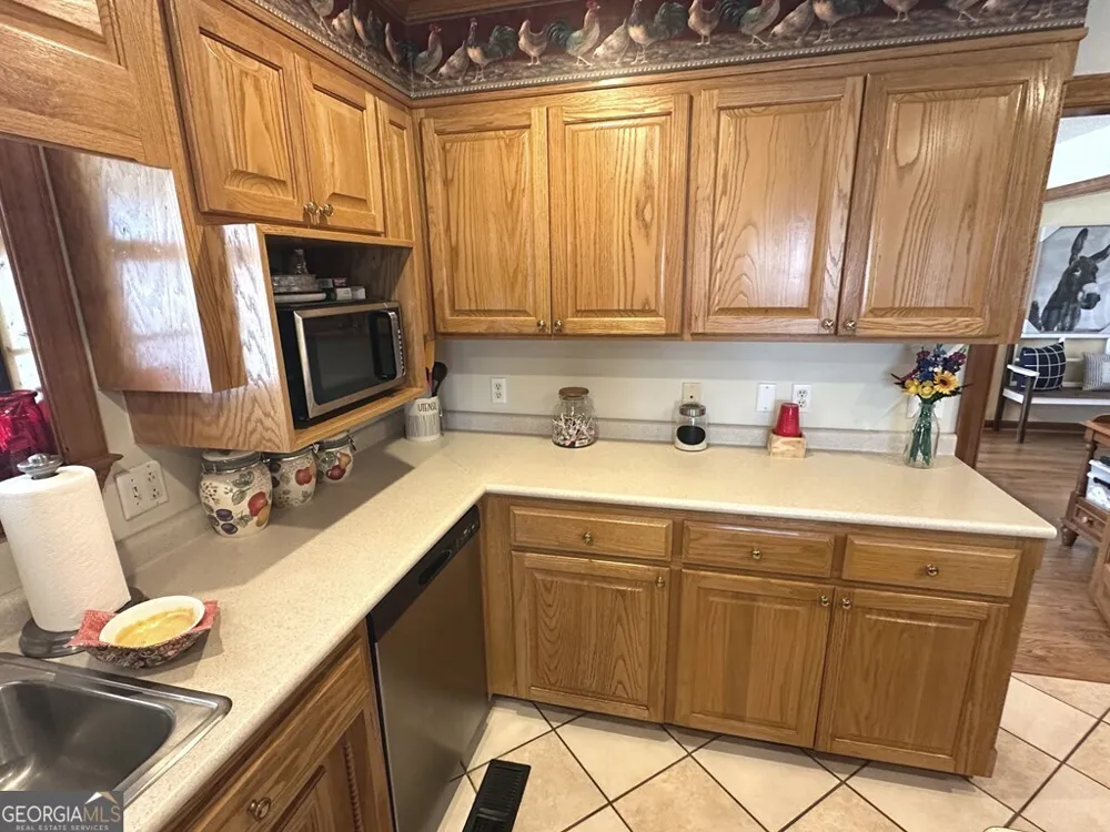 4448 Old Lake Park RD Valdosta, GA 31601