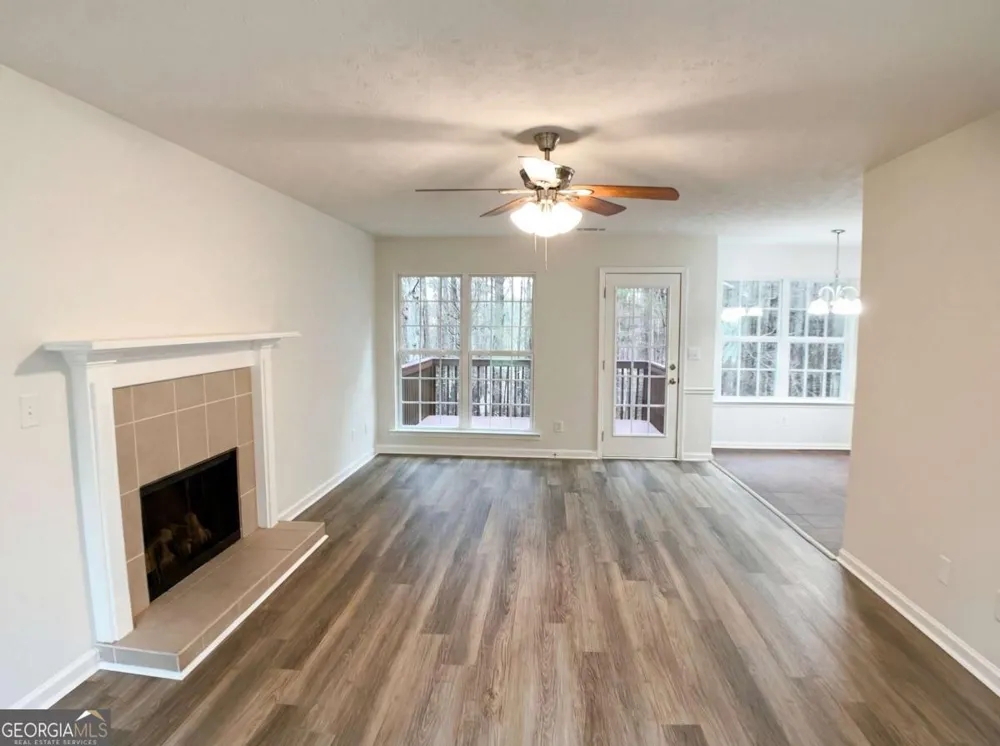 1426 River Falls VW Monroe, GA 30655