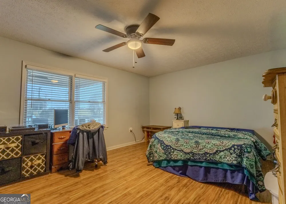 160 HWY 320 Carnesville, GA 30521