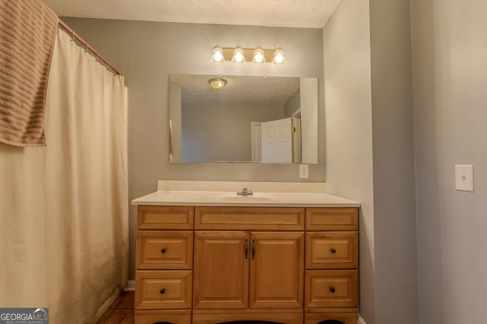 160 HWY 320 Carnesville, GA 30521