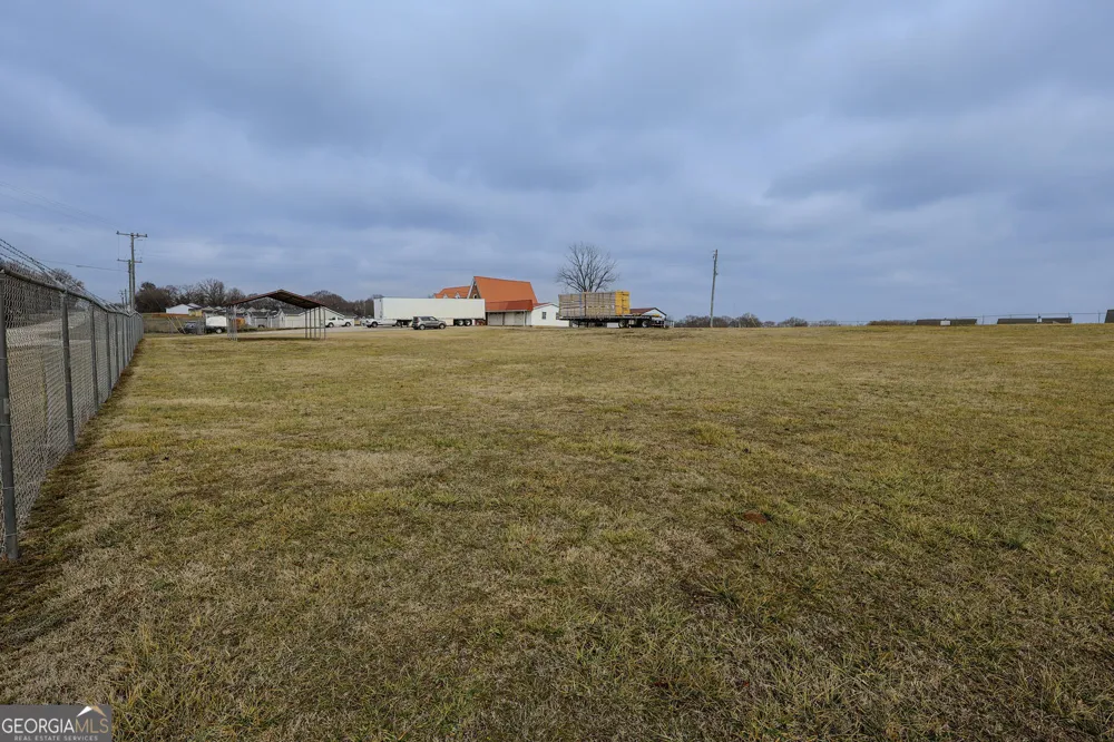 160 HWY 320 Carnesville, GA 30521