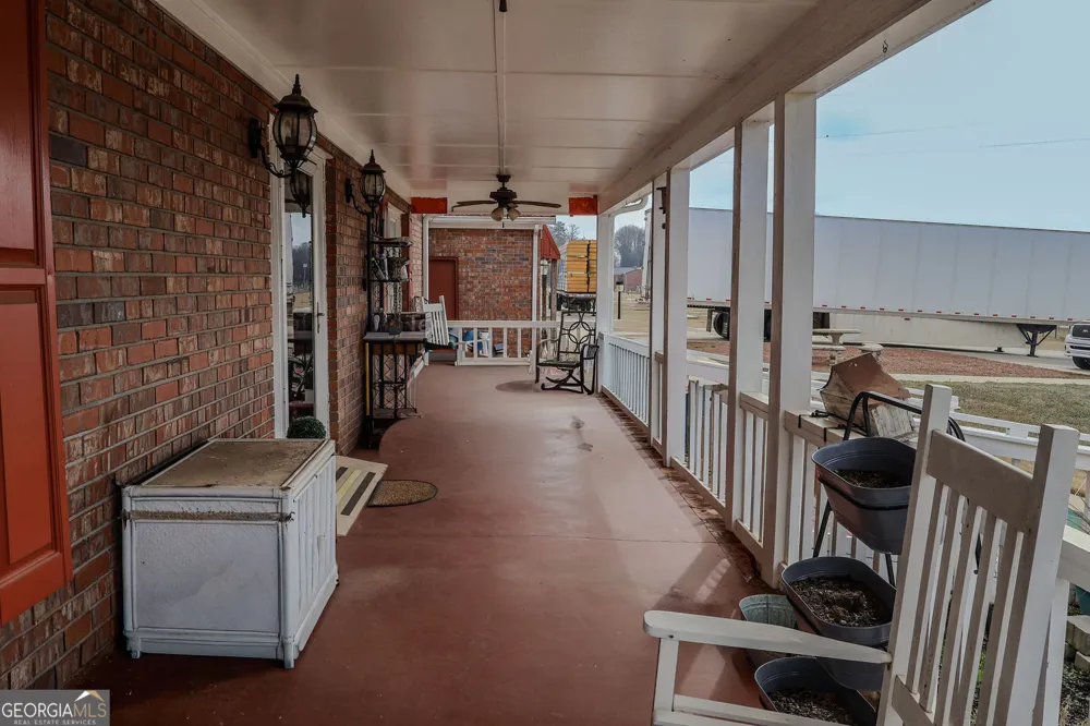 160 HWY 320 Carnesville, GA 30521