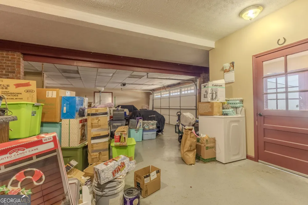160 HWY 320 Carnesville, GA 30521