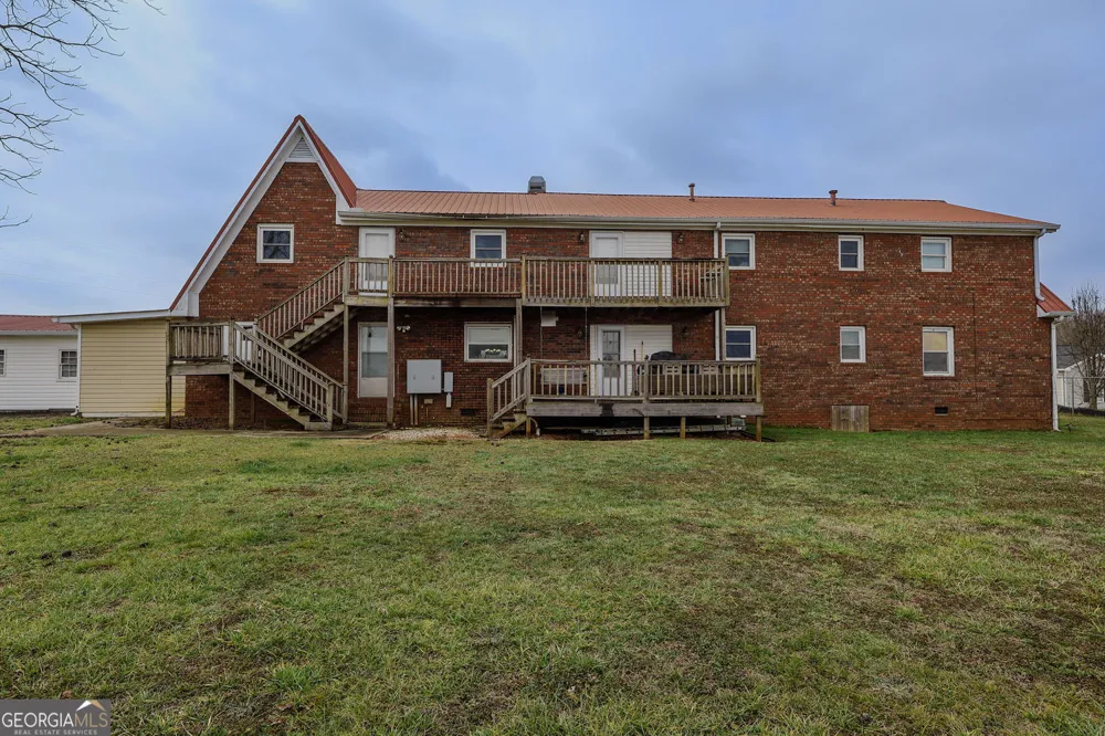 160 HWY 320 Carnesville, GA 30521