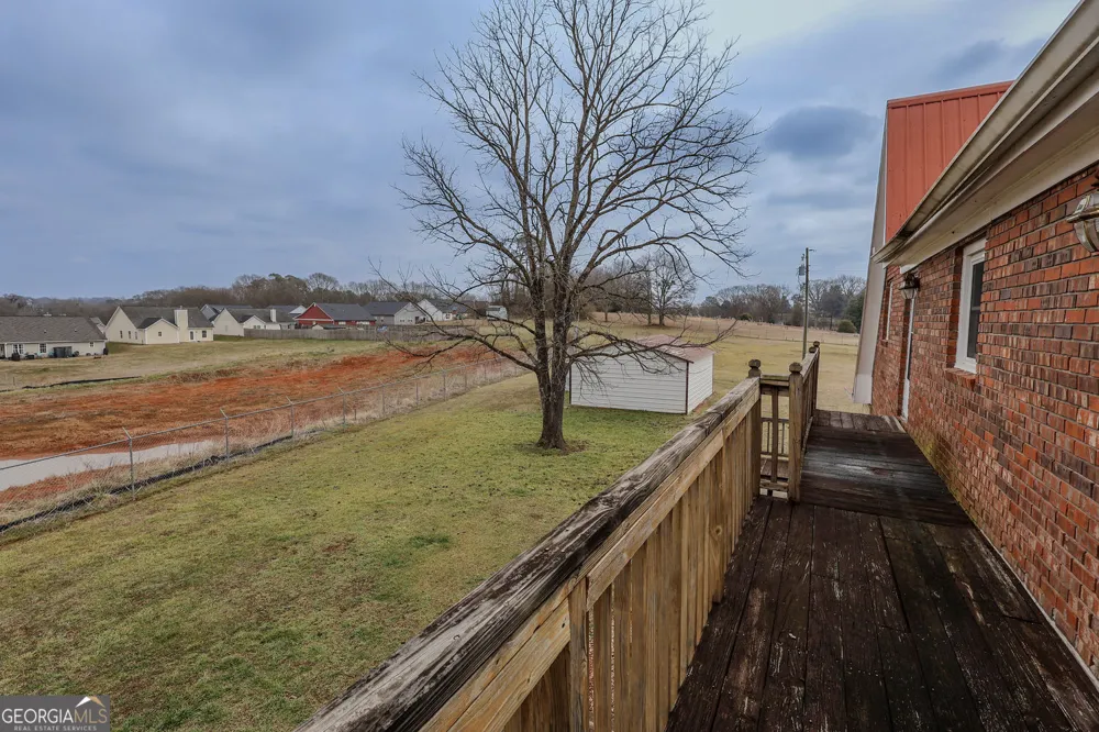160 HWY 320 Carnesville, GA 30521