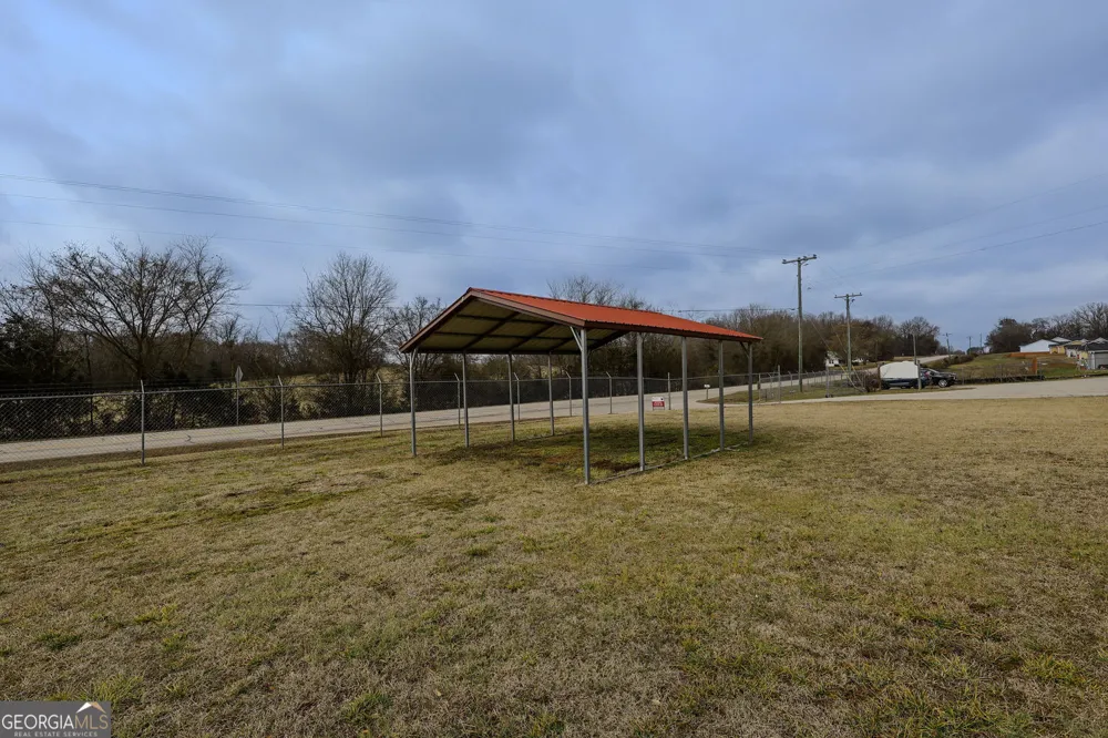 160 HWY 320 Carnesville, GA 30521
