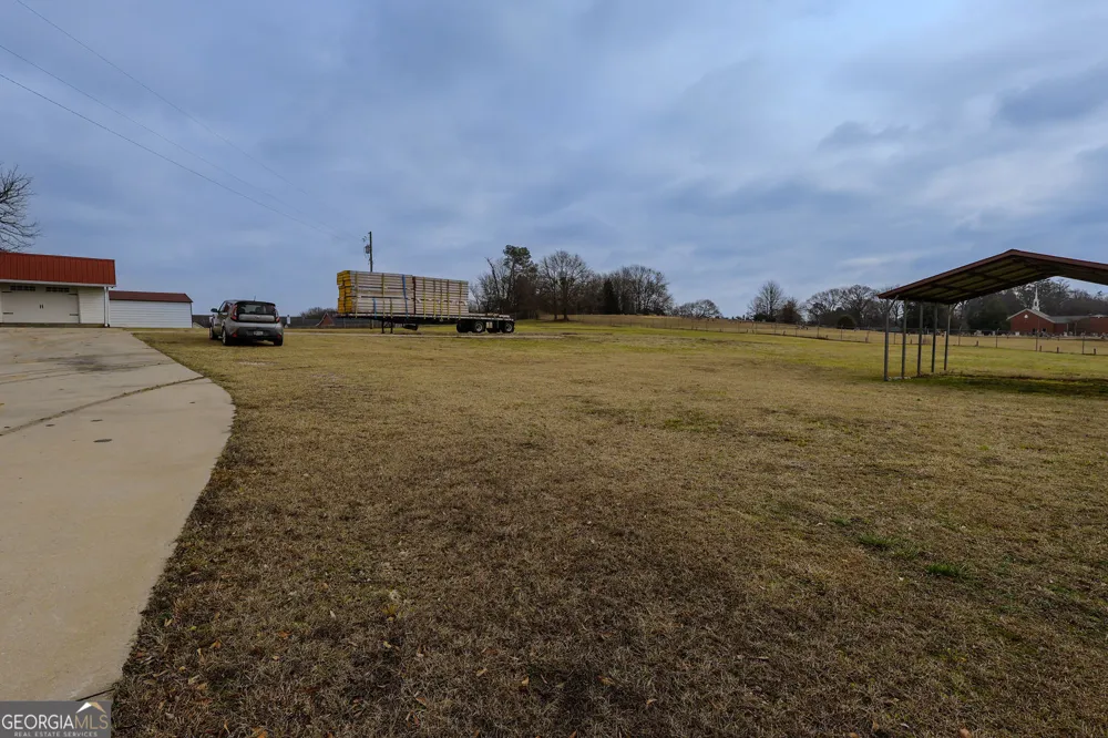 160 HWY 320 Carnesville, GA 30521