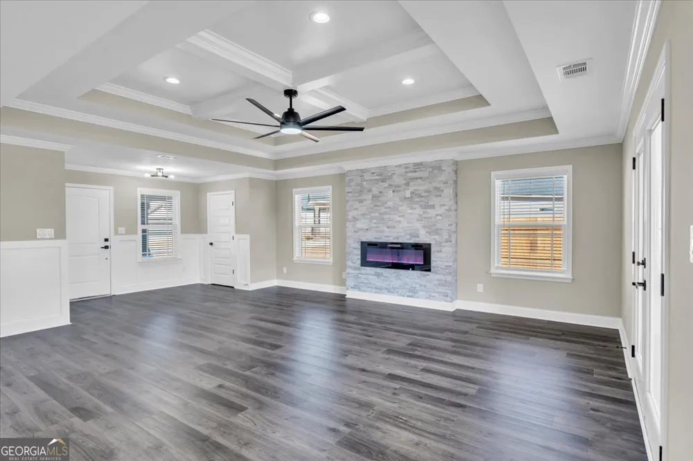 103 Early DR Byron, GA 31008