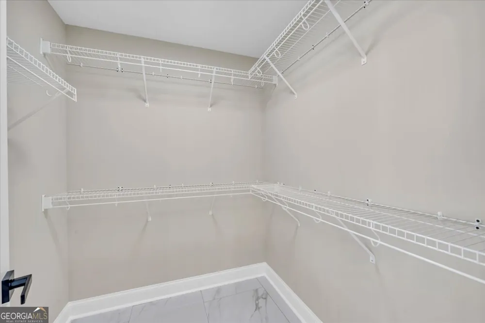 103 Early DR Byron, GA 31008