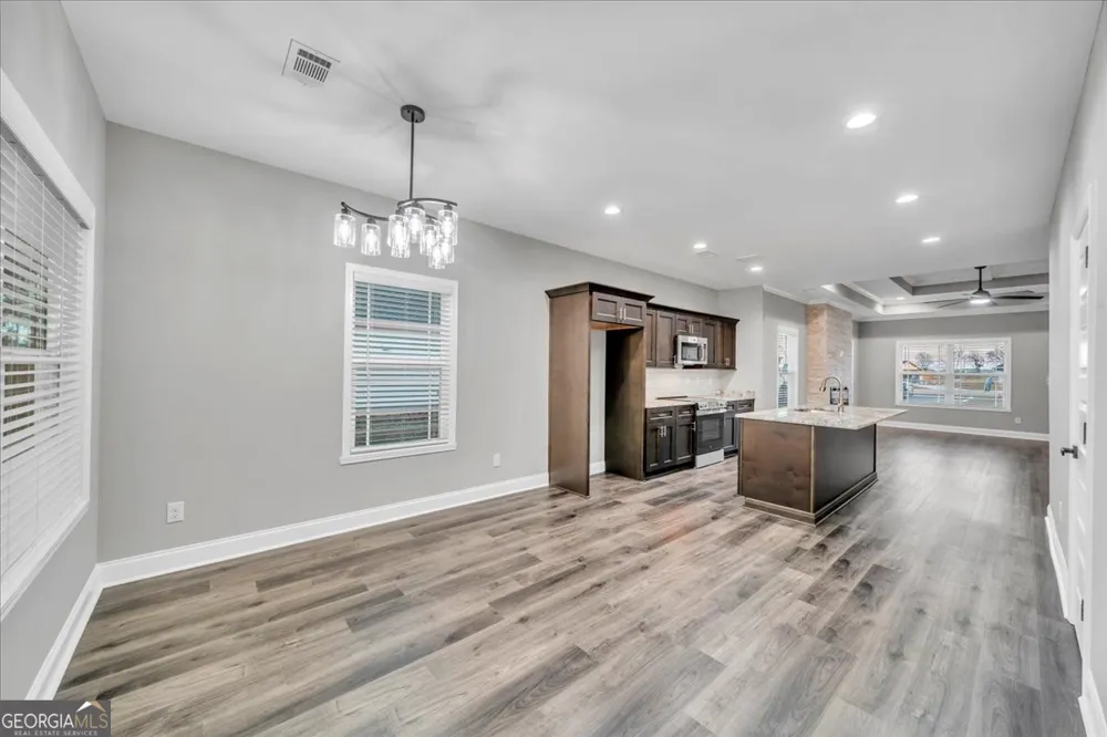 212 Eric CT Byron, GA 31008