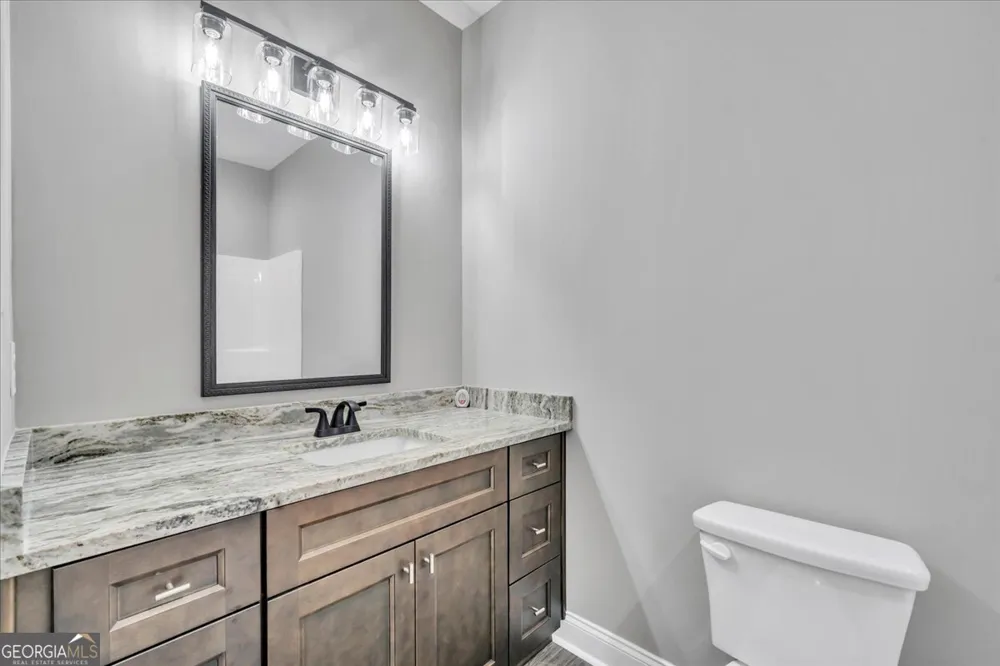 212 Eric CT Byron, GA 31008