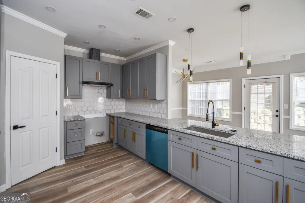 3350 Sims ST Hapeville, GA 30354