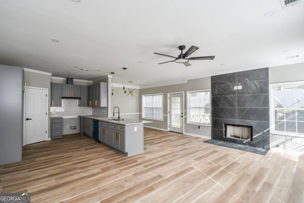3350 Sims ST Hapeville, GA 30354