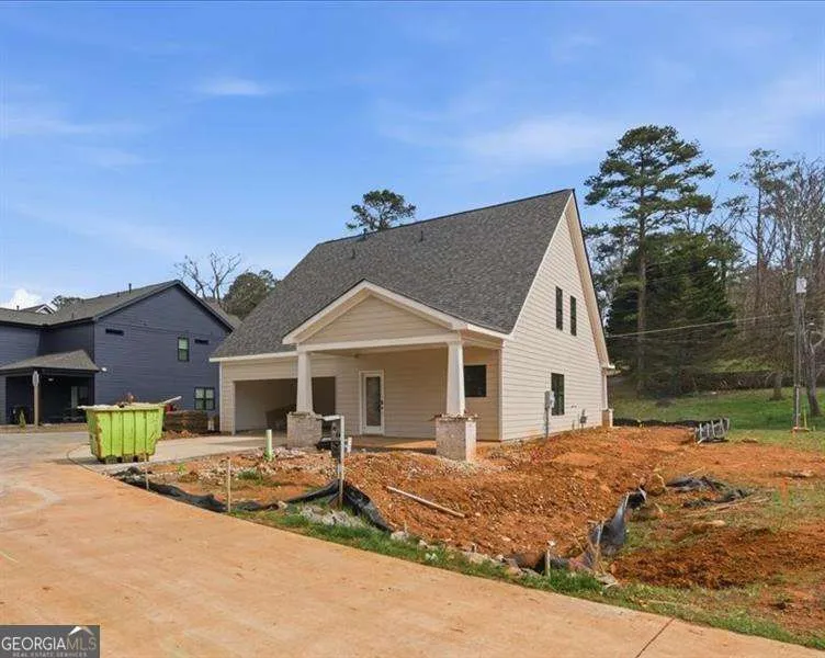 44 Puckett RD Emerson, GA 30137