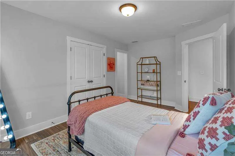 44 Puckett RD Emerson, GA 30137