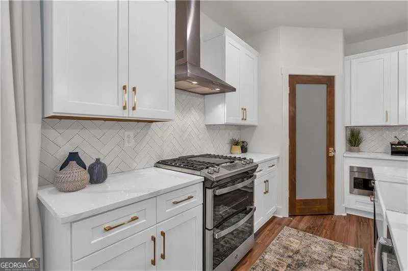 50 Puckett RD Emerson, GA 30137