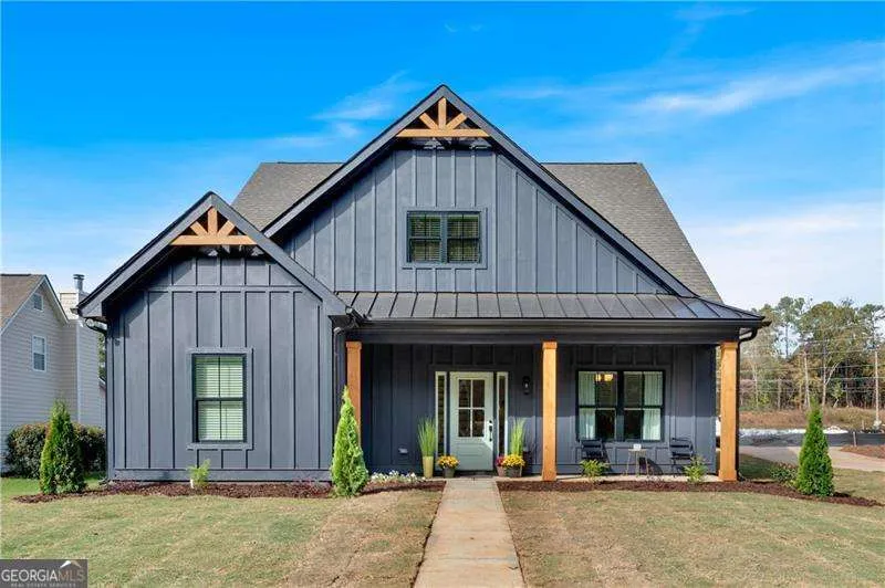 50 Puckett RD Emerson, GA 30137