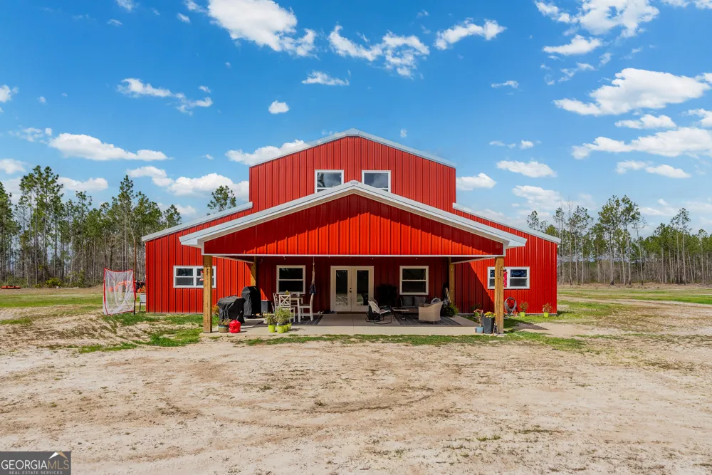 2110 Post RD Hazlehurst, GA 31539