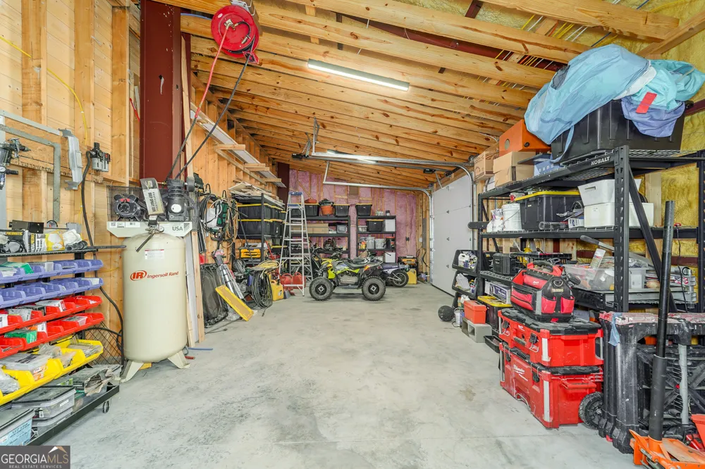 2110 Post RD Hazlehurst, GA 31539
