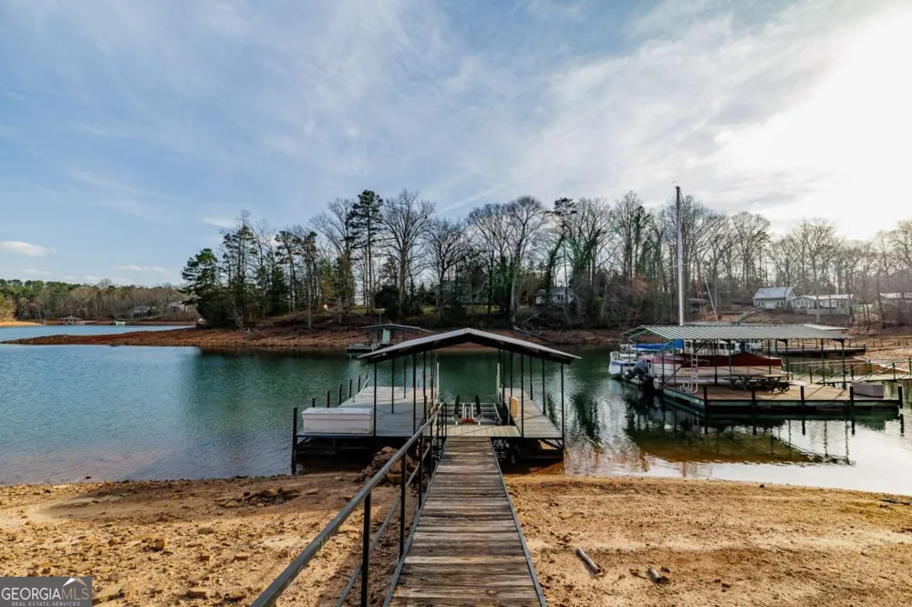 590 Rainbow DR Hartwell, GA 30643